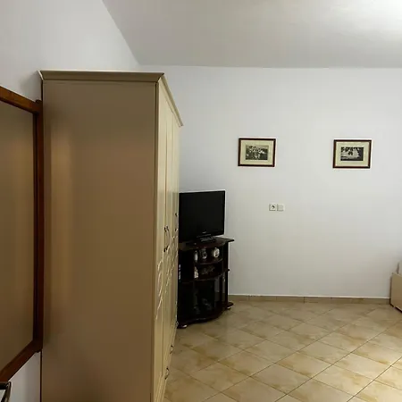 Vila Almar ゲストハウス 3*