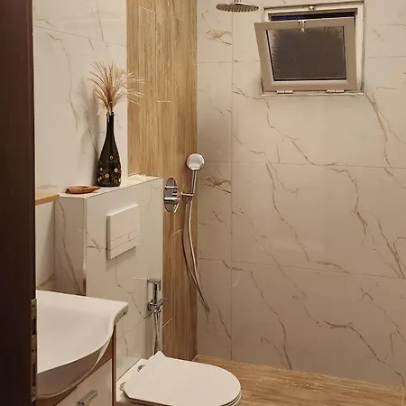 Vila Almar Ксамил