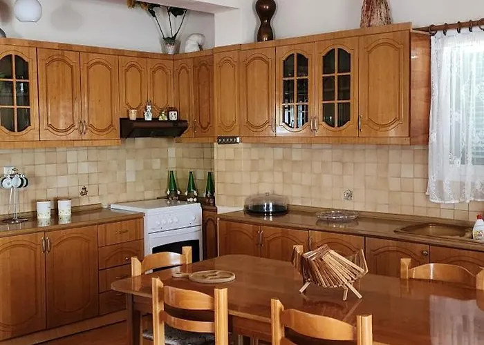 Vila Almar Guest house 3*