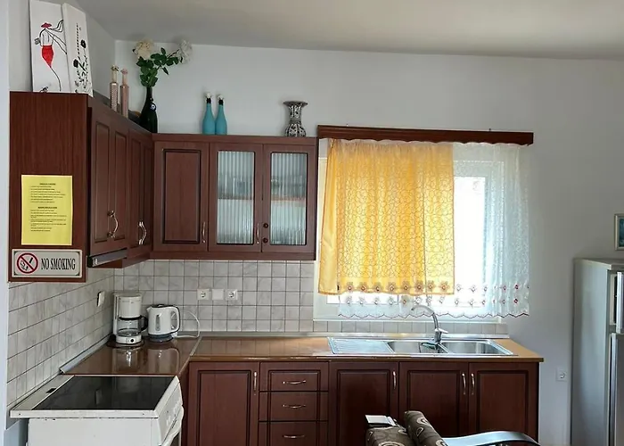 Vila Almar Guest house 3*